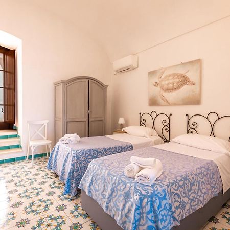 Hotel Torre Dei Borboni Πόντσα Εξωτερικό φωτογραφία