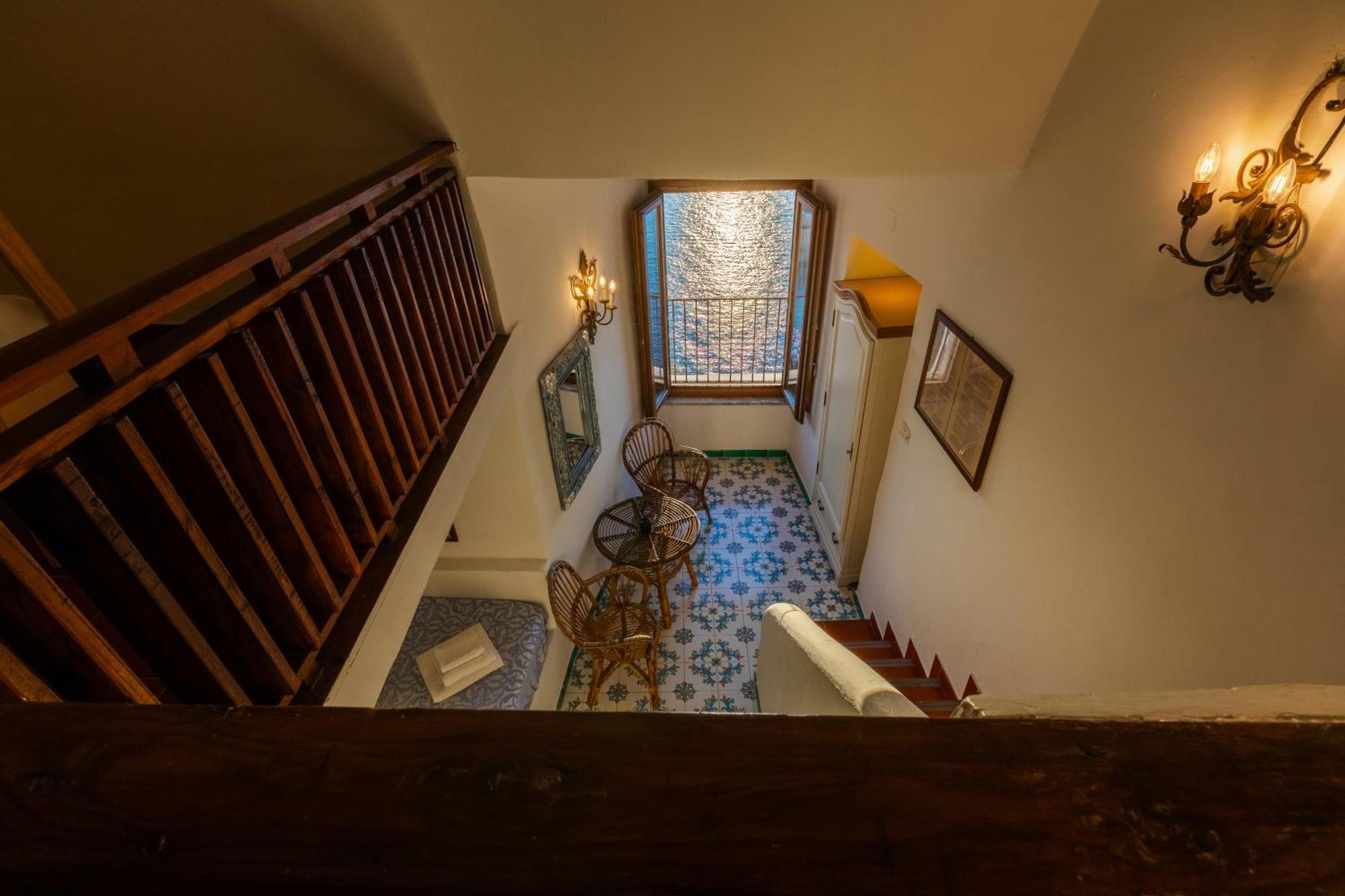 Hotel Torre Dei Borboni Πόντσα Εξωτερικό φωτογραφία