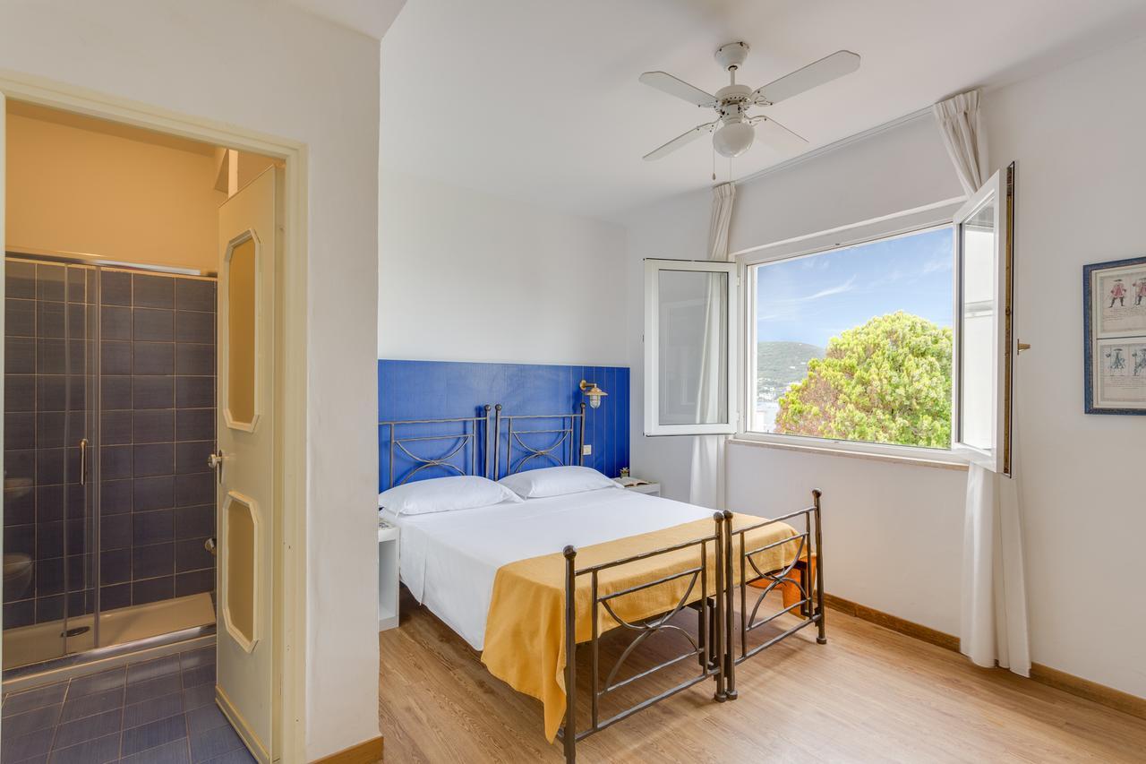 Hotel Torre Dei Borboni Πόντσα Εξωτερικό φωτογραφία