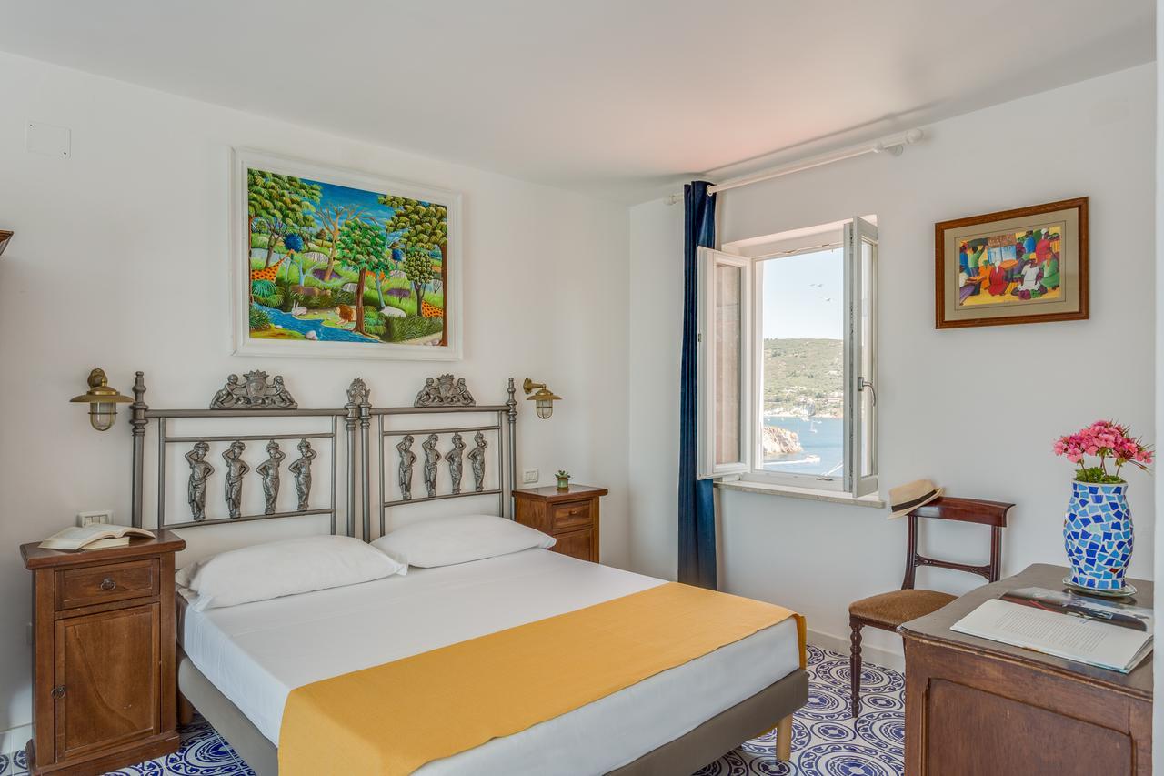 Hotel Torre Dei Borboni Πόντσα Εξωτερικό φωτογραφία