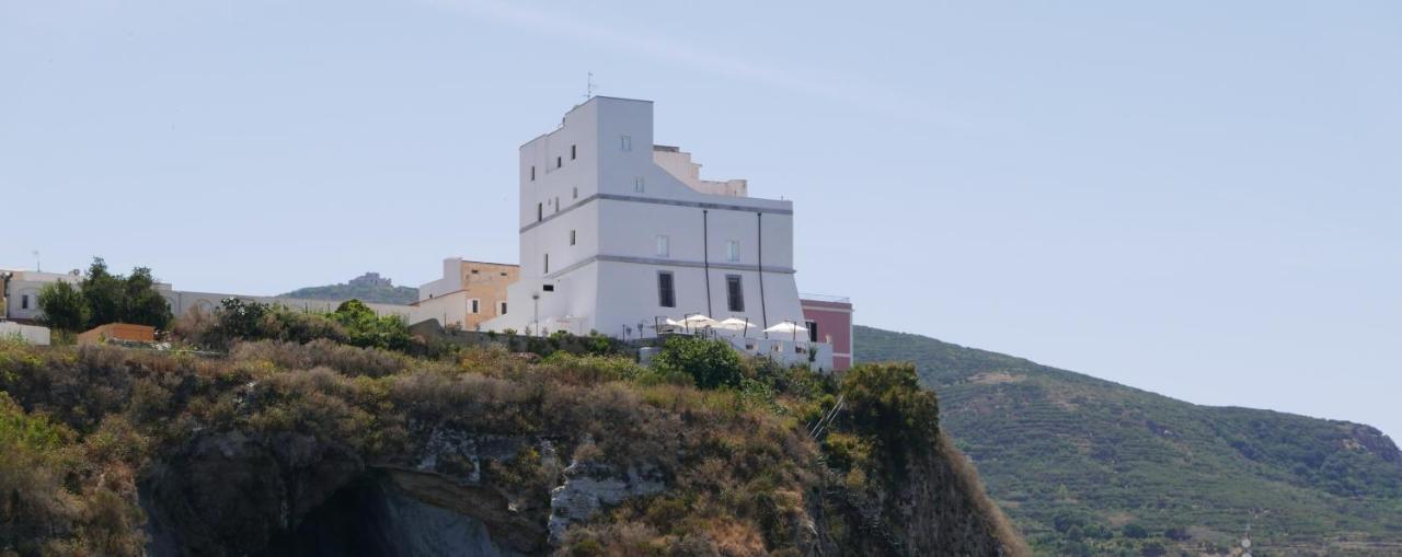Hotel Torre Dei Borboni Πόντσα Εξωτερικό φωτογραφία